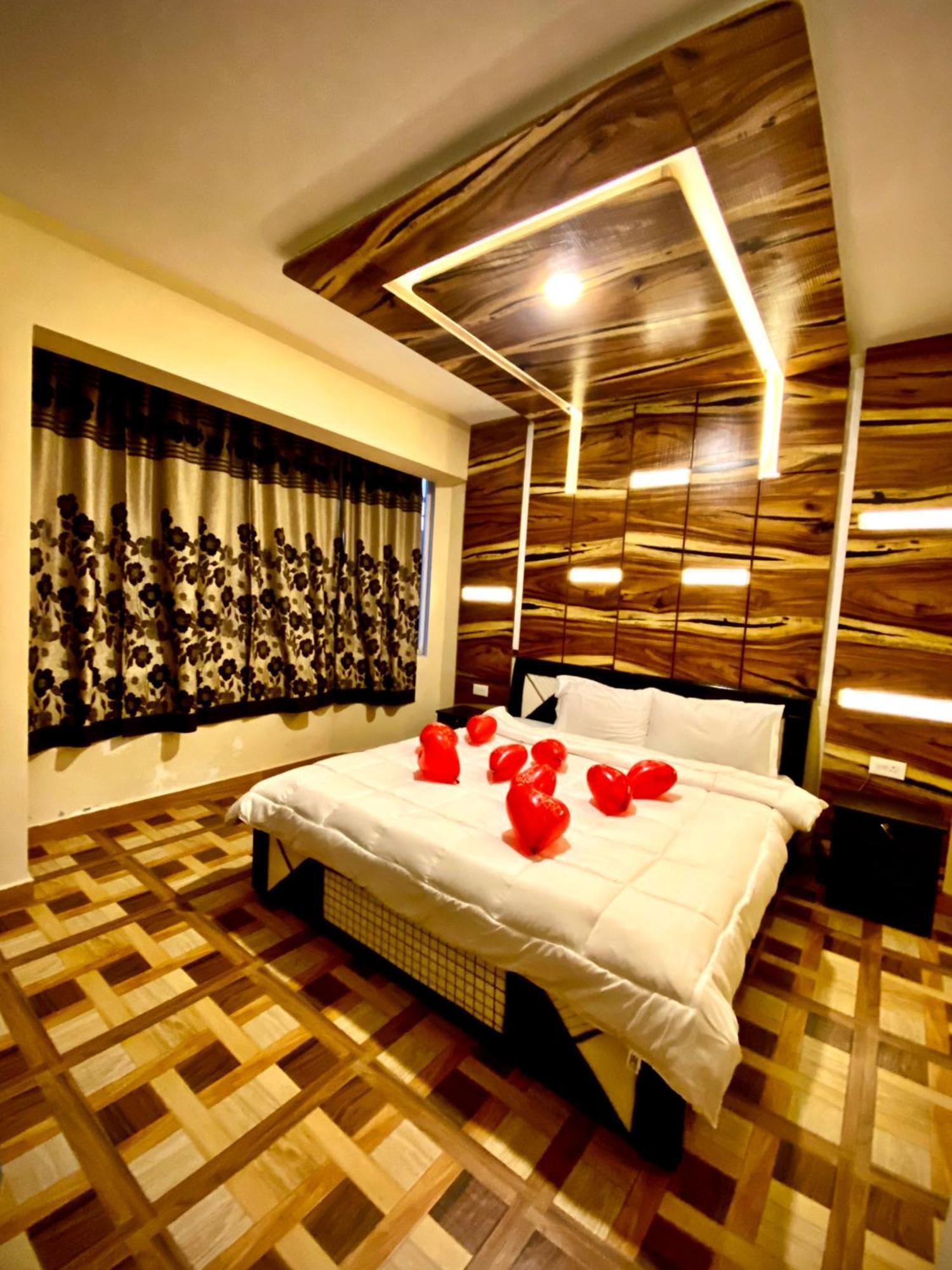 Magic Mist Resort 乌提 外观 照片