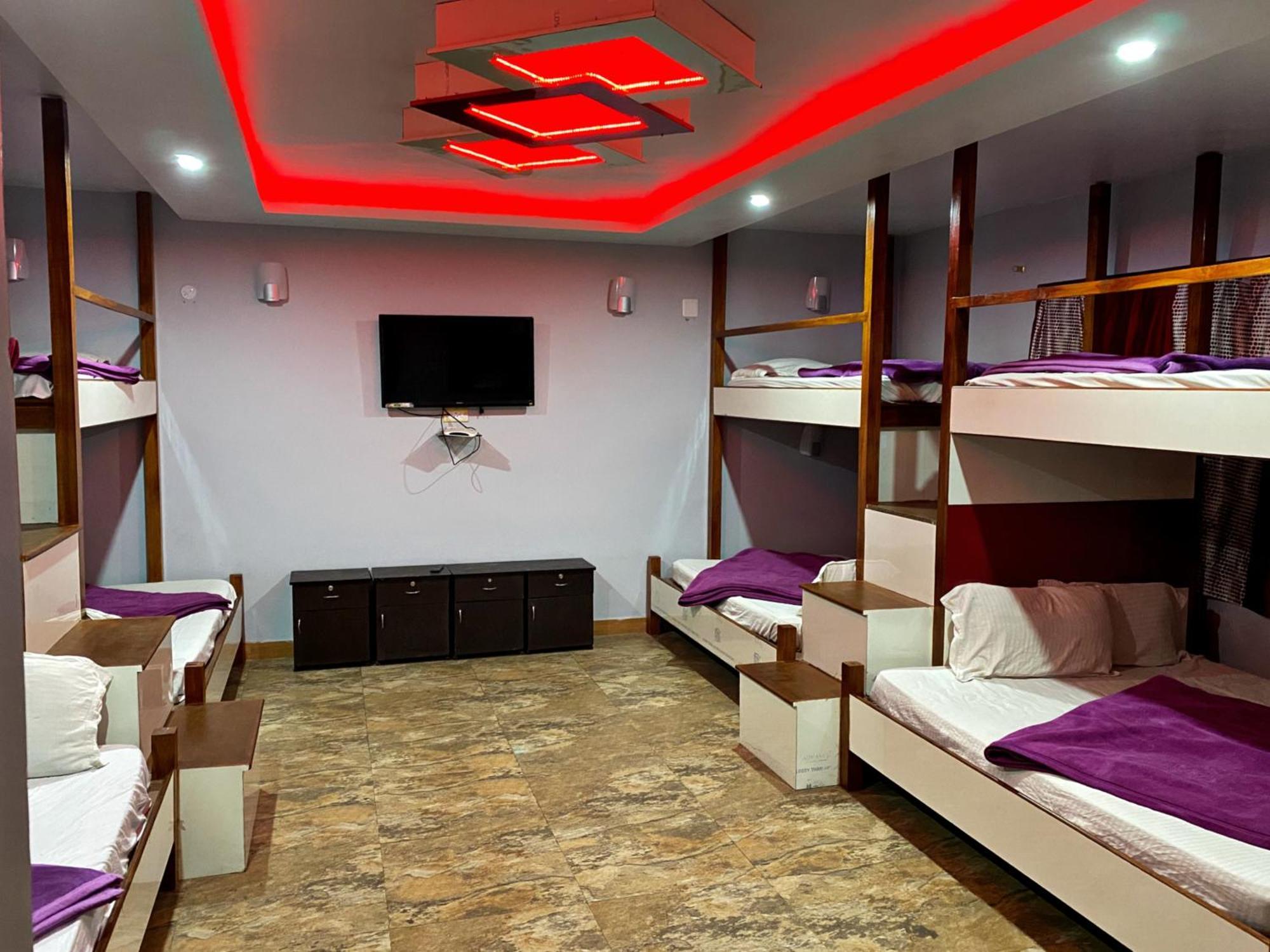 Magic Mist Resort 乌提 外观 照片